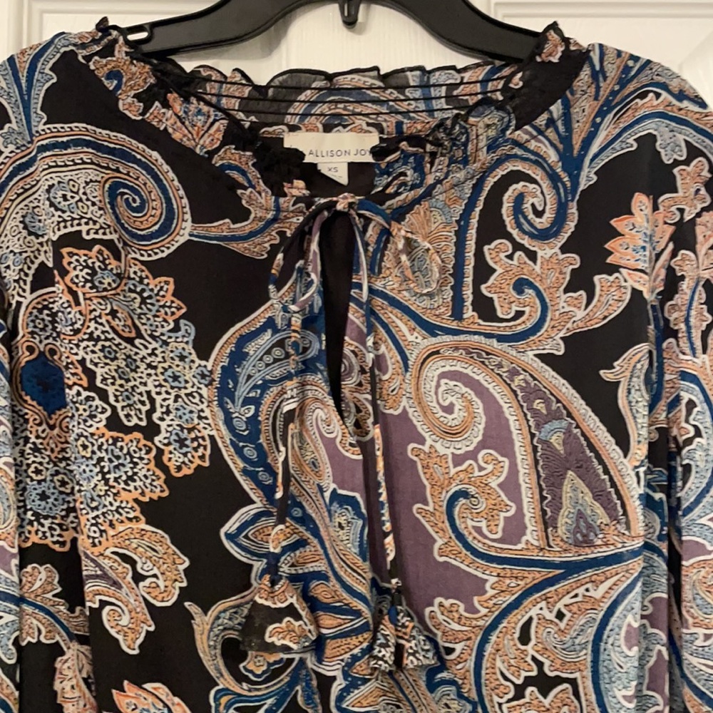 Dress - Picture 3 of 4